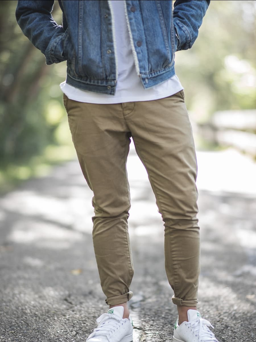 Mens Tapered Chino Trousers — Olive